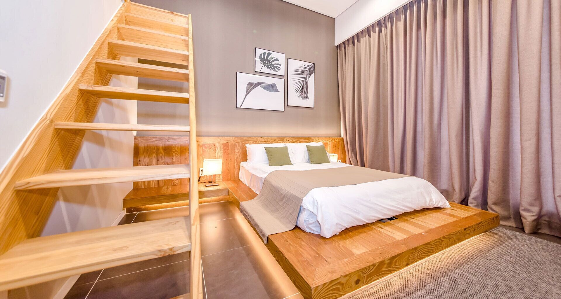 Royal, Spa, Suite, Queen Bed، Lucid M 2/5