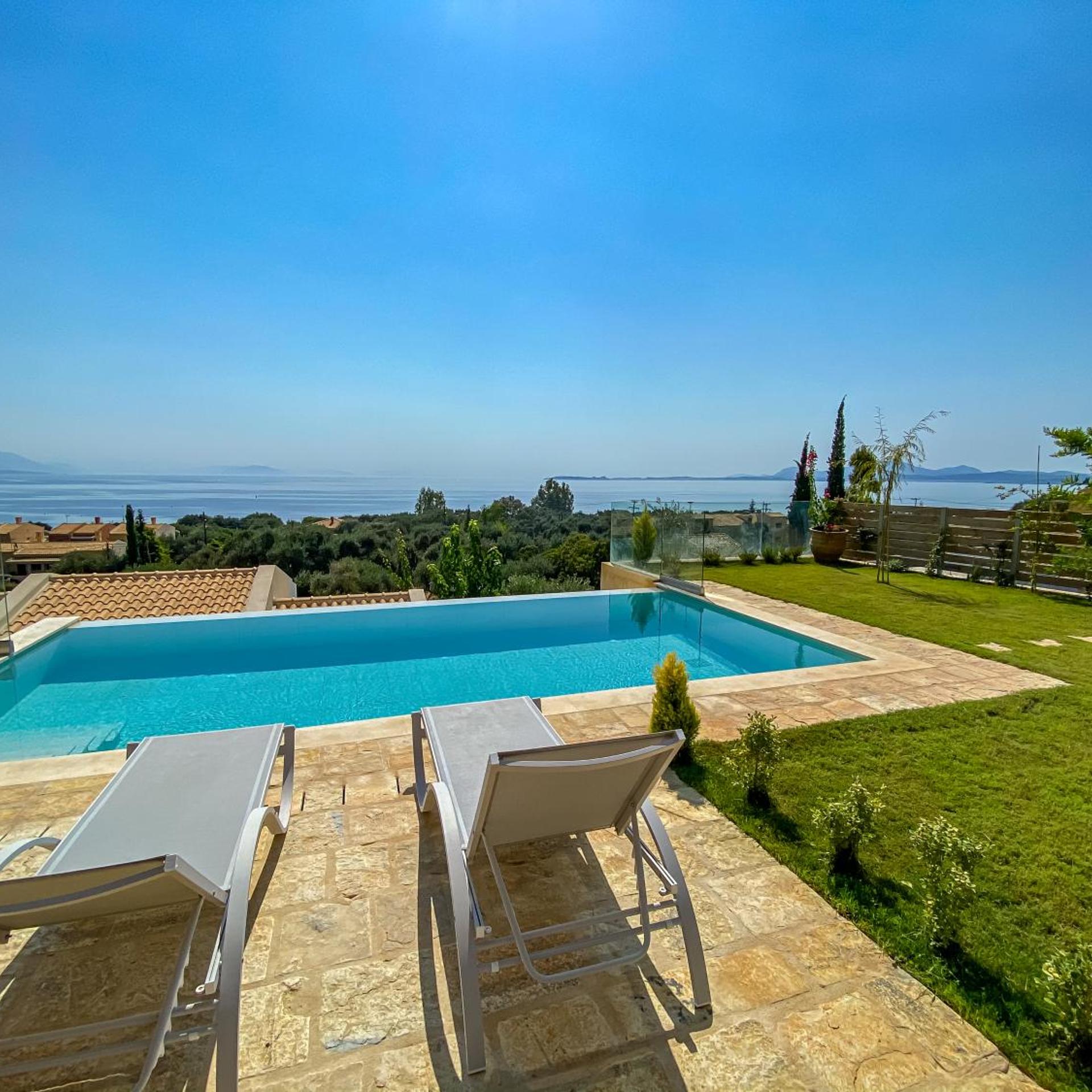 La Riviera Barbati Seaside Apartments & Private Pool Villas 49/55