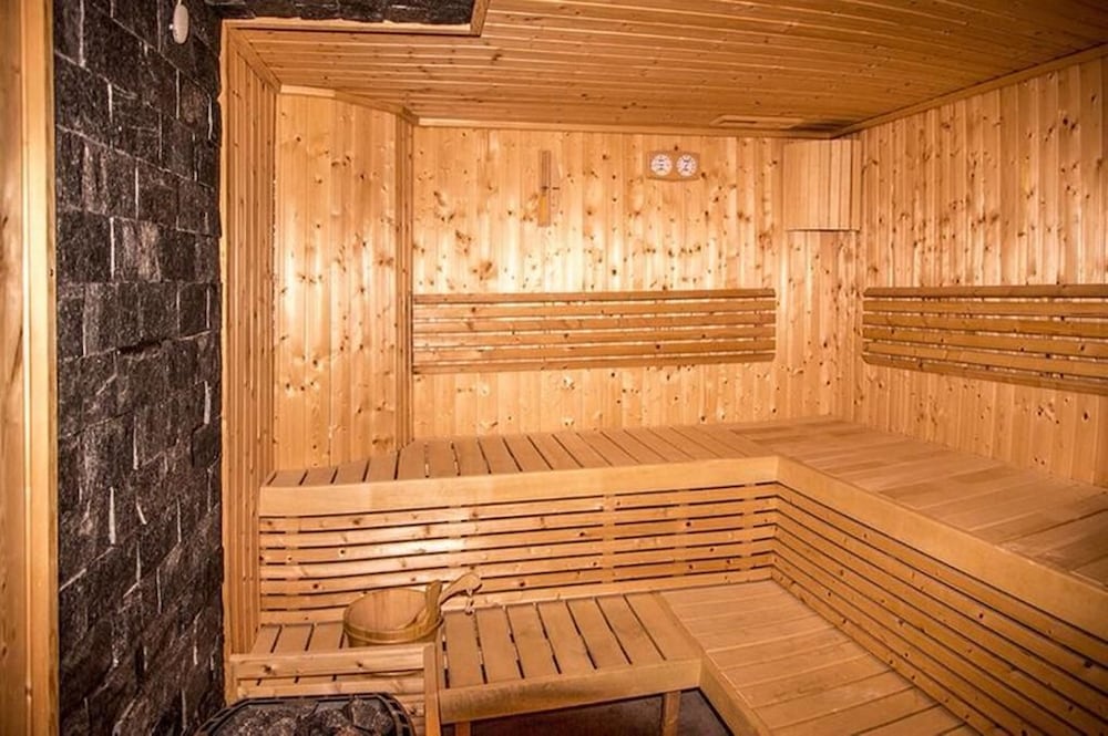بلاتينيوم السبعين للأجنحة الفندقية(Platinum Seventy Serviced Apartments) 30/61
