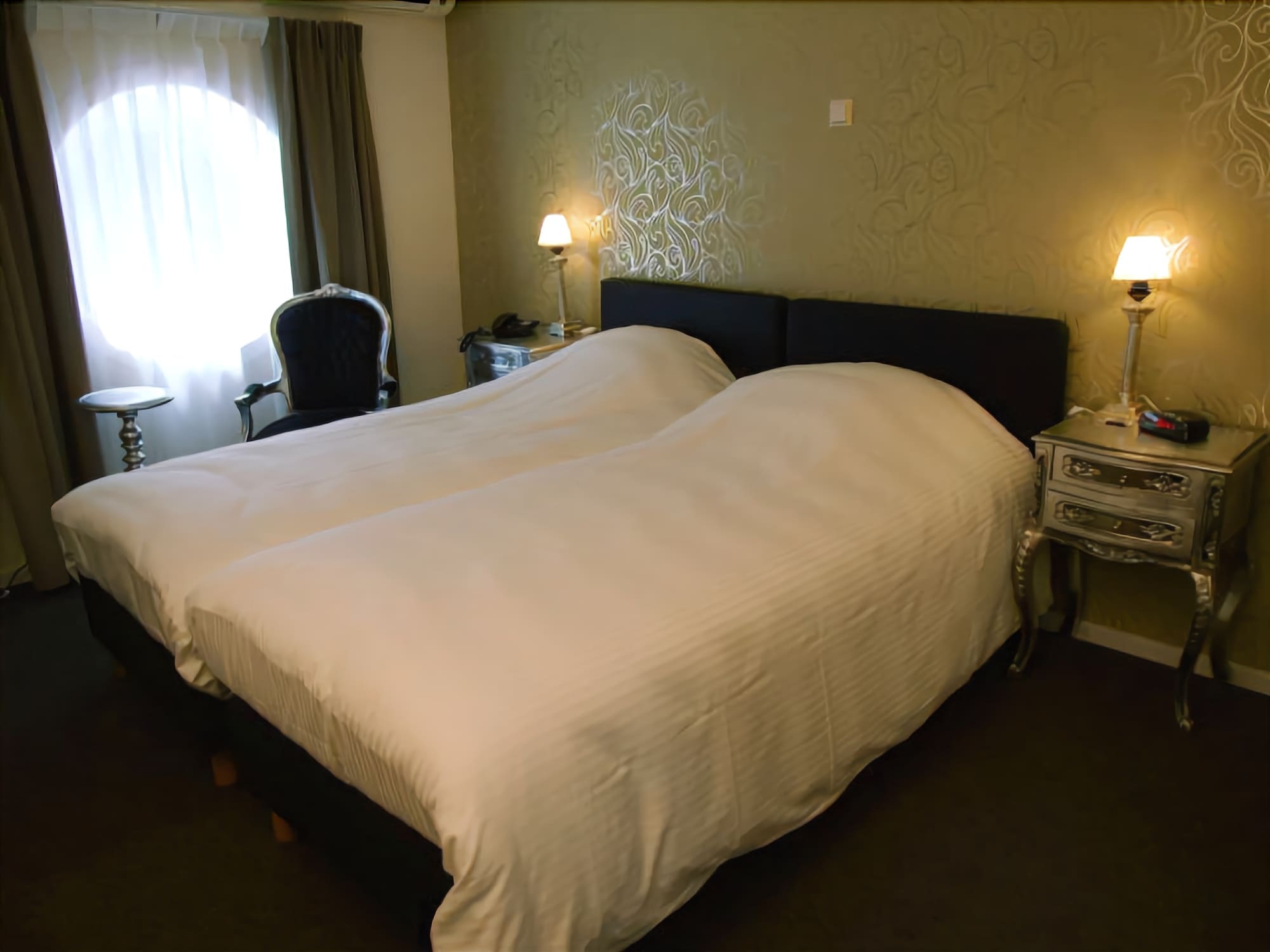 STANDARD, DOUBLE BED