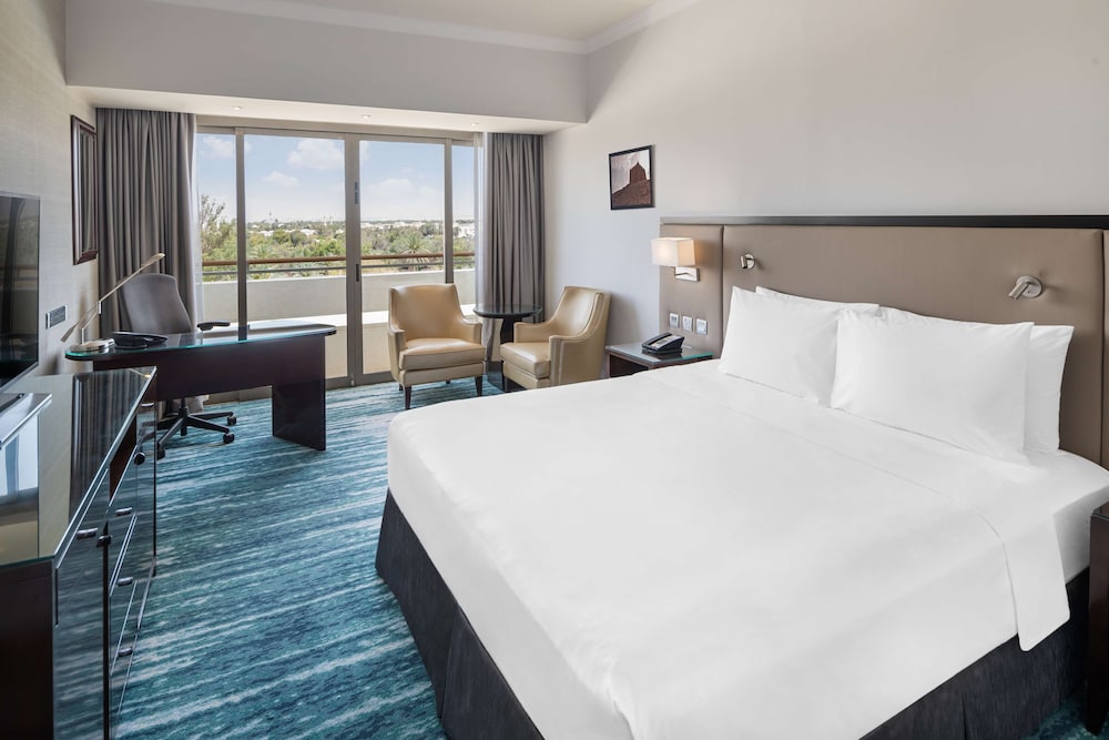Radisson Blu Hotel & Resort Al Ain 22/66