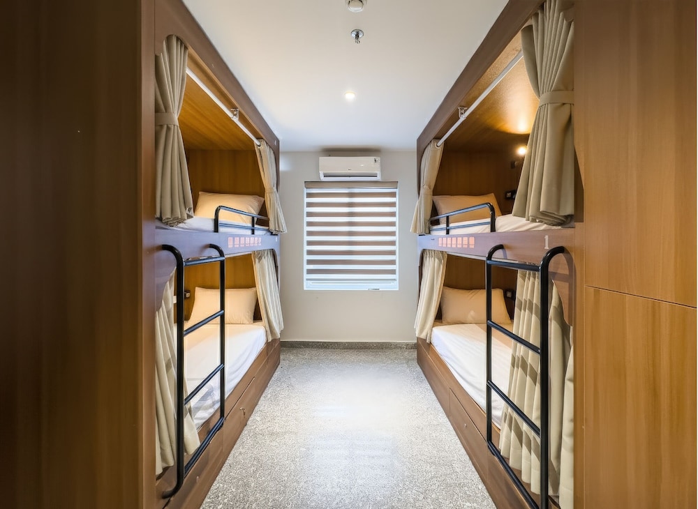 MIXED DORM