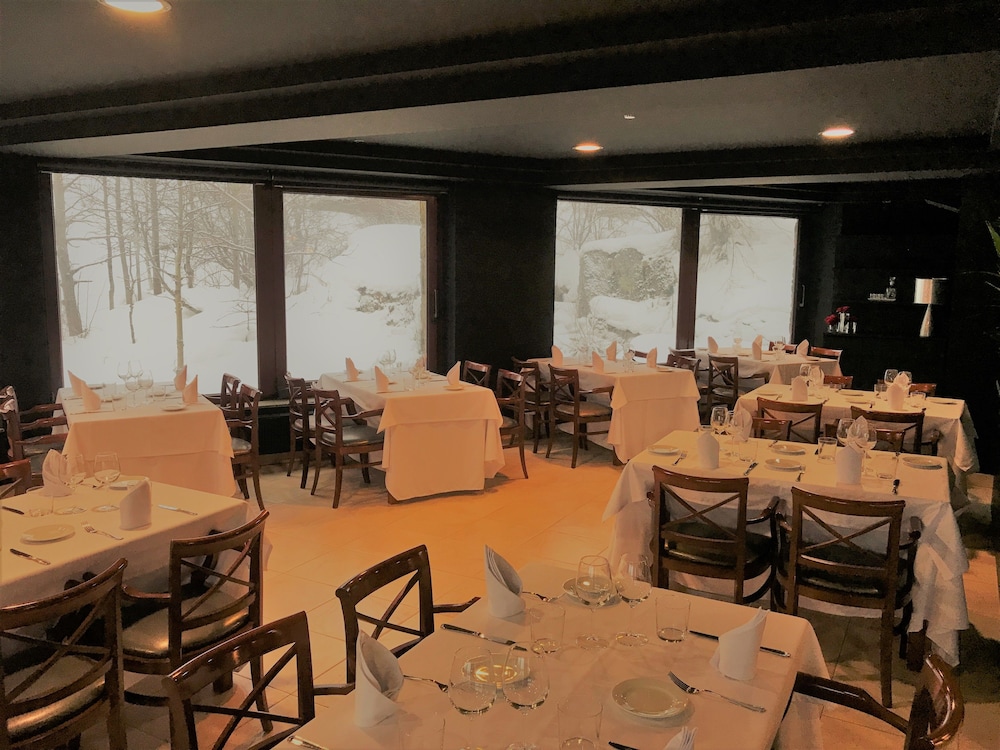 Hotel & SPA Niunit 16/17