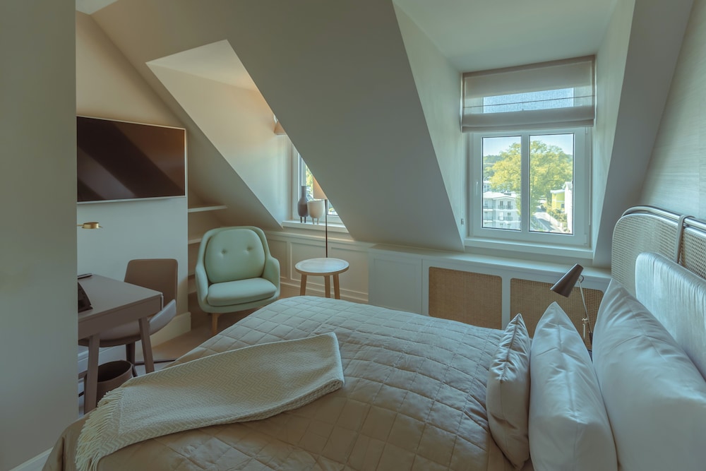 Strandhotel Ostende 4/34