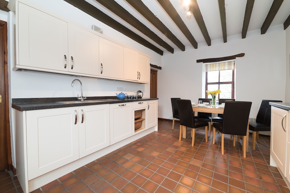 Conwy Valley Cottages 37/50