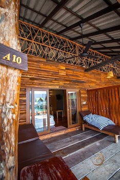 Salakphet Resort 60/71