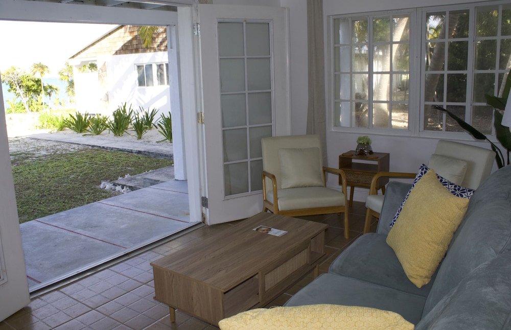 Pelican Beach Hotel 31/50