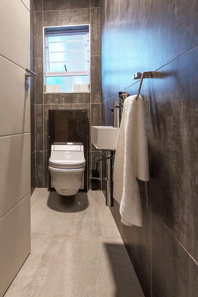 Umhlanga Lodge - Adults Only 39/43