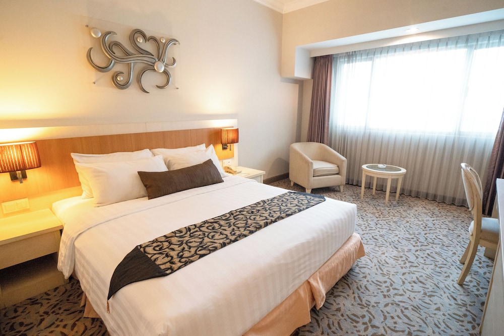 Verwood Hotel & Service Residence 14/50