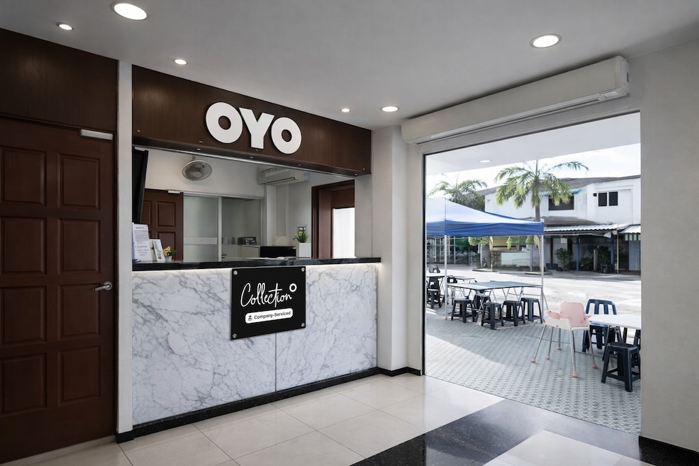 OYO 998 Queen City Hotel 7/50