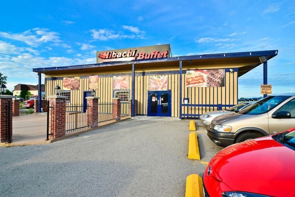 Travelers Inn 13/17