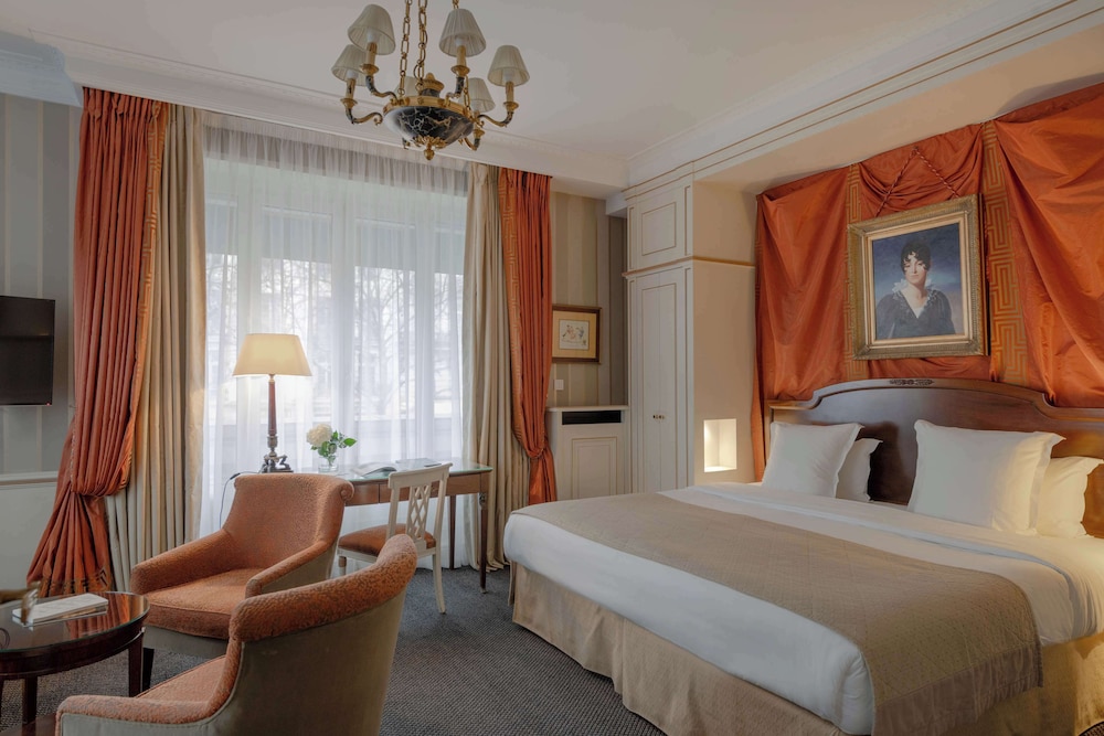 AVENUE, JUNIOR SUITE, TERRACE