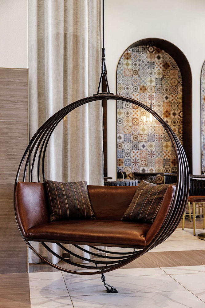 The Cassara Carlsbad Tapestry Collection By Hilton 30/63