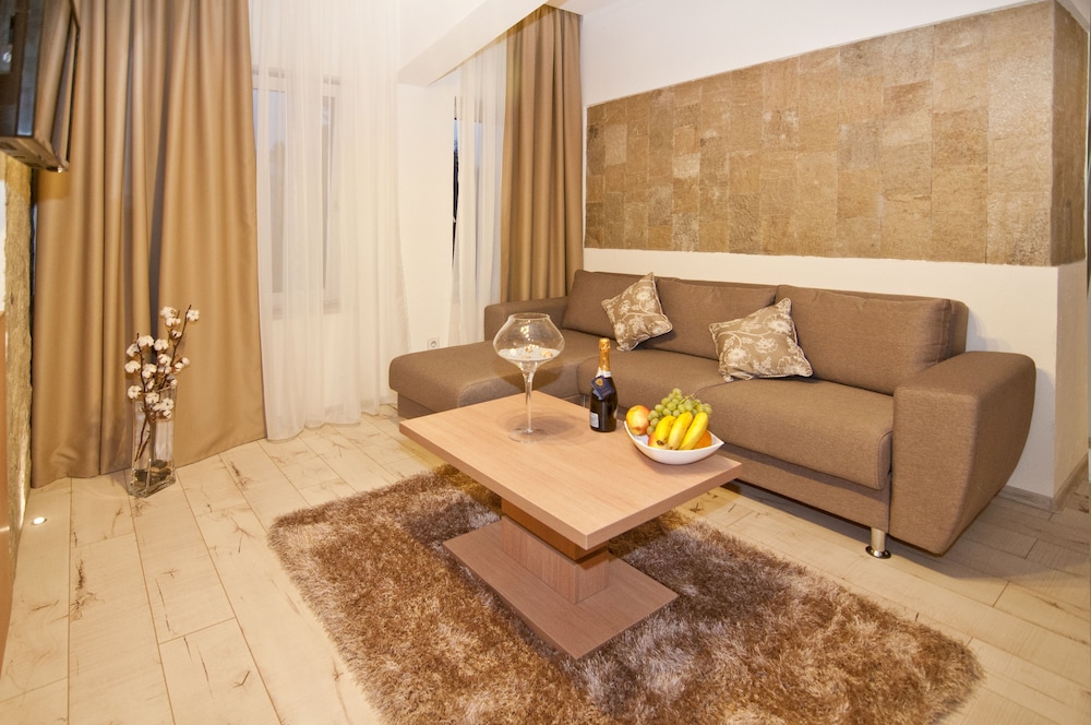 Hotel Confort 33/54