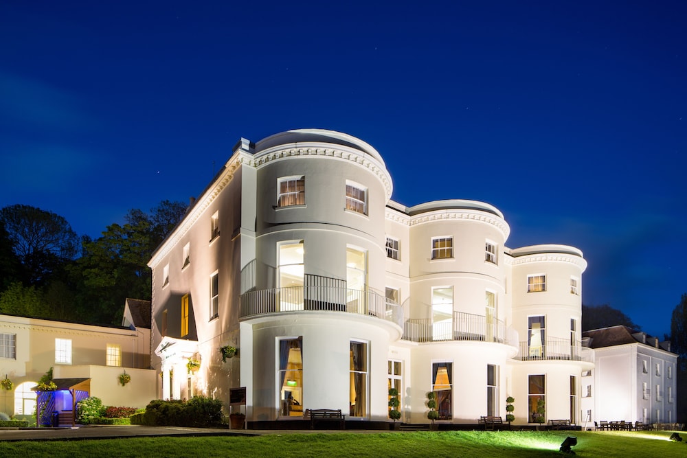 Mercure Gloucester Bowden Hall Hotel 2/70