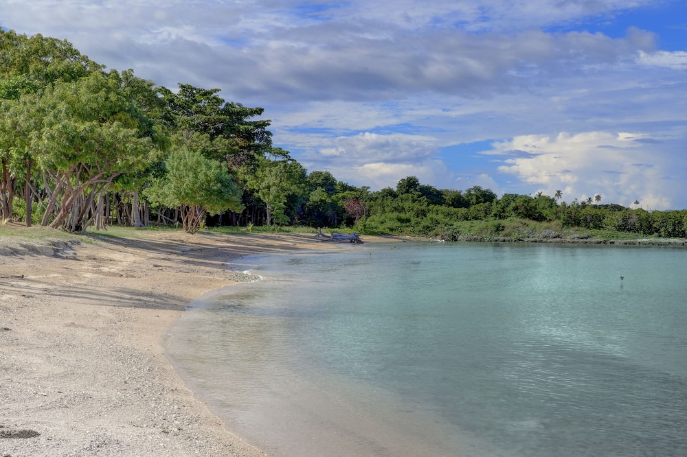 Nila Beach Resort Fiji 19/32