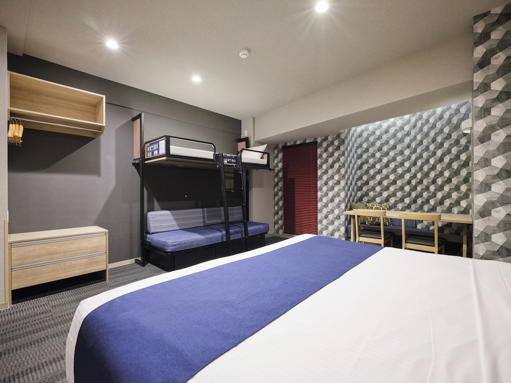 Superior, King Bed, Double and Bunk Bed