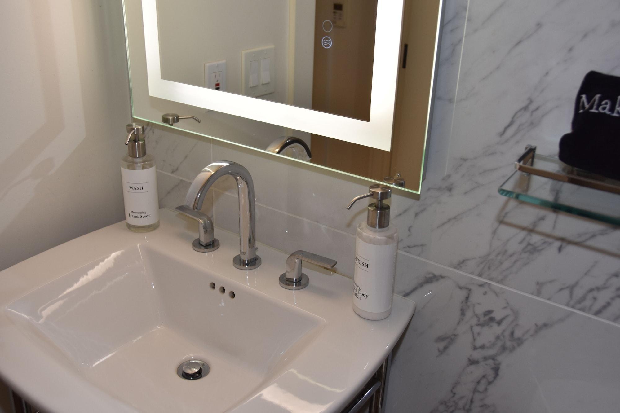 جناح في الطابق الأرضي، Franciscan Inn & Suites 3/4
