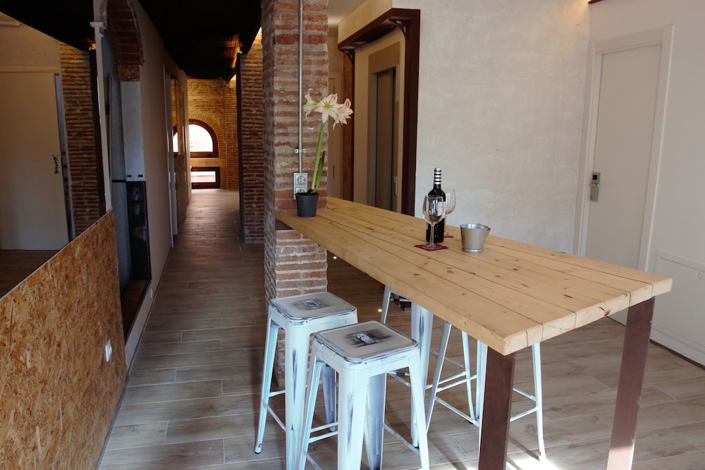 Amfores Boutique Guest House 53/65