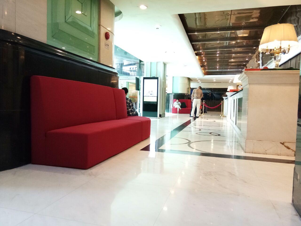 Rich Hotel 30/43