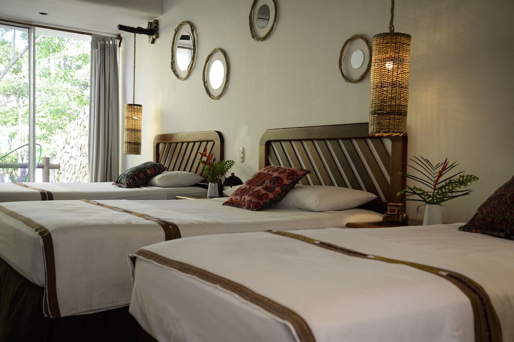 Hotel Maya Internacional 4/58