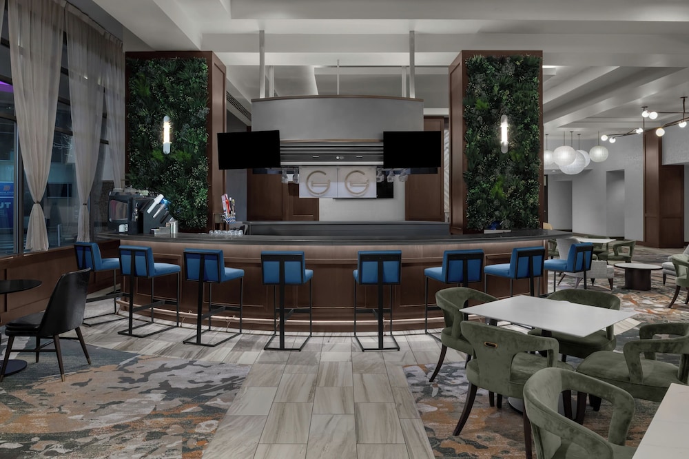 The Grove Hotel 57/75