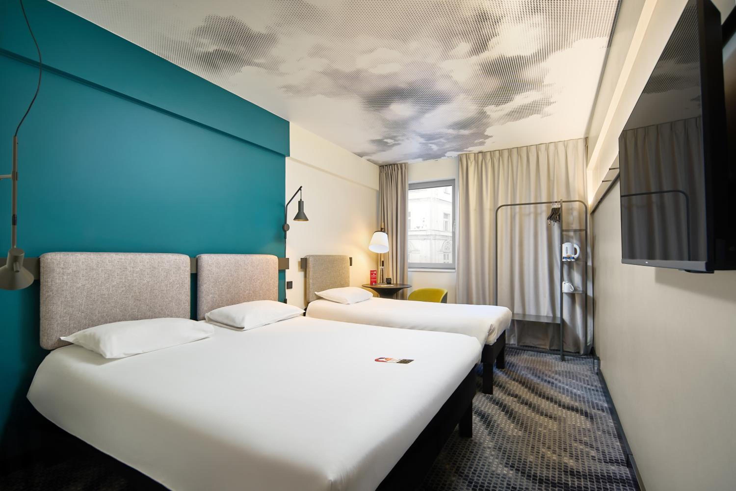 Superior, 1 Double and 1 Single Bed