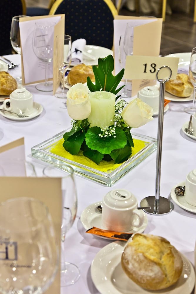 Hotel Palacio De Asturias 7/15