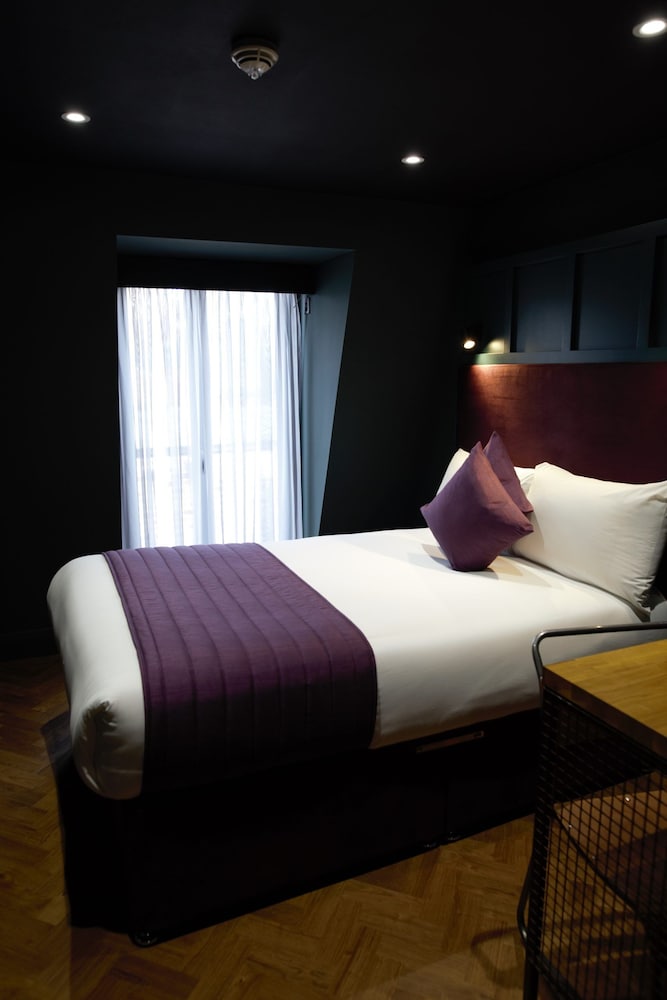 Duke Street Boutique Hotel 12/30