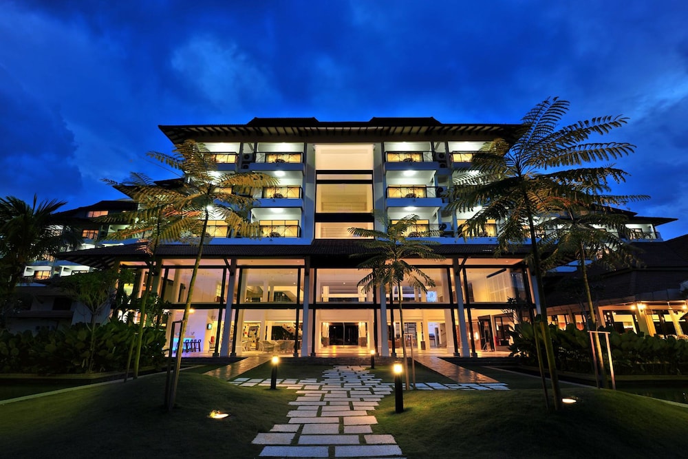 Sand & Sandals Desaru Beach Resort & Spa 2/49