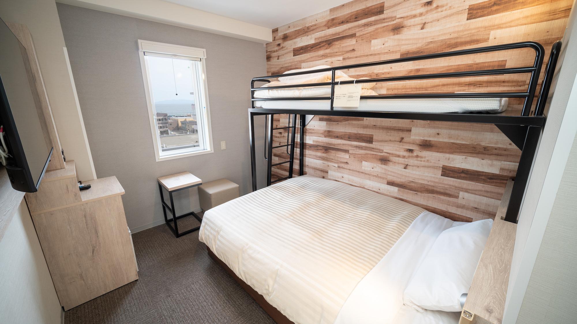 Super, Standard, Single, Twin Beds, Bunk Bed, Smoking