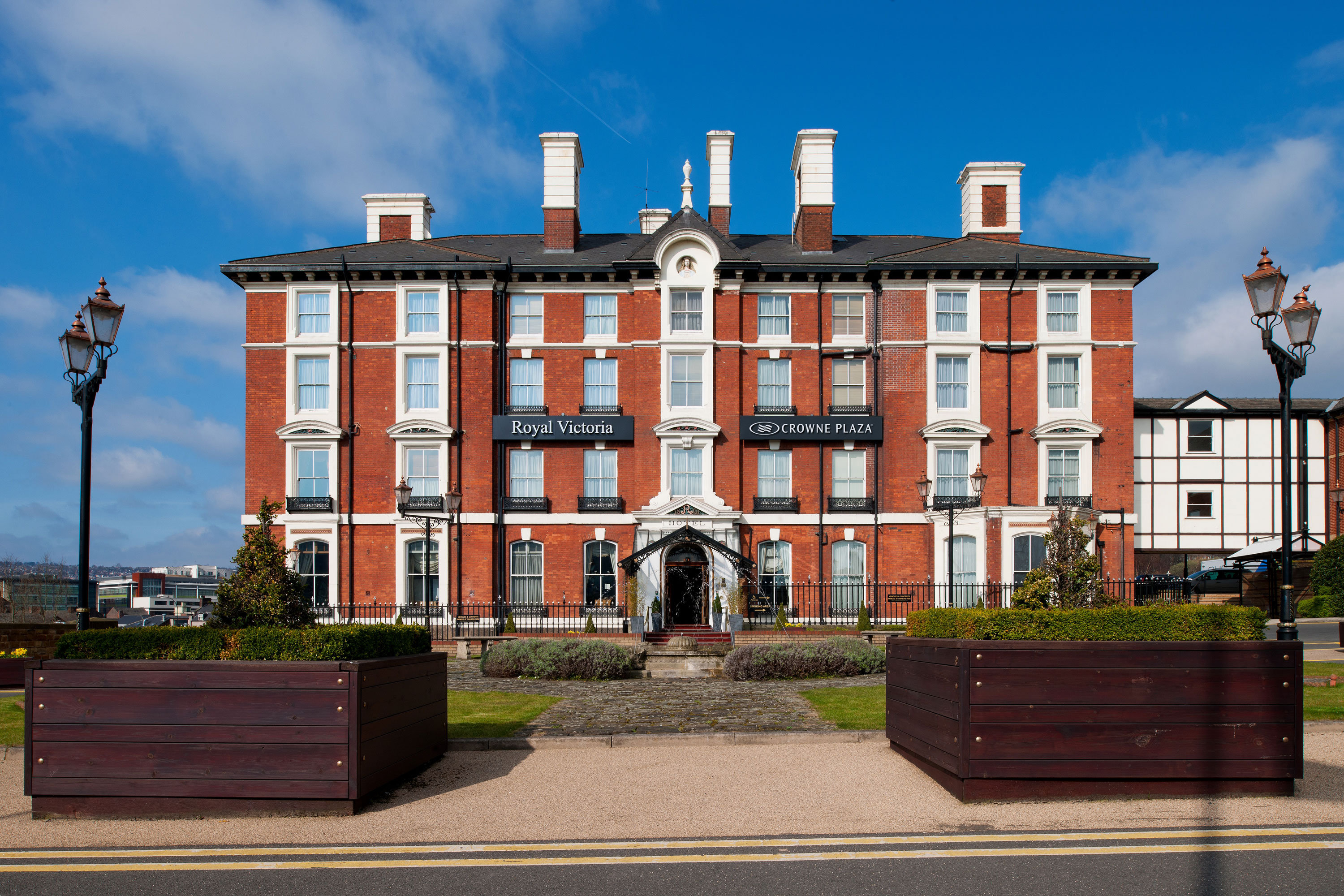 Holiday Inn Royal Victoria Sheffield 7/50
