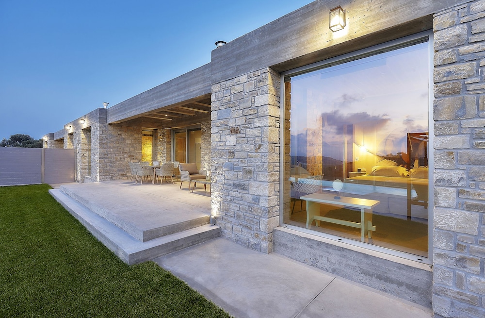 Kouros & Kori Villas 14/49