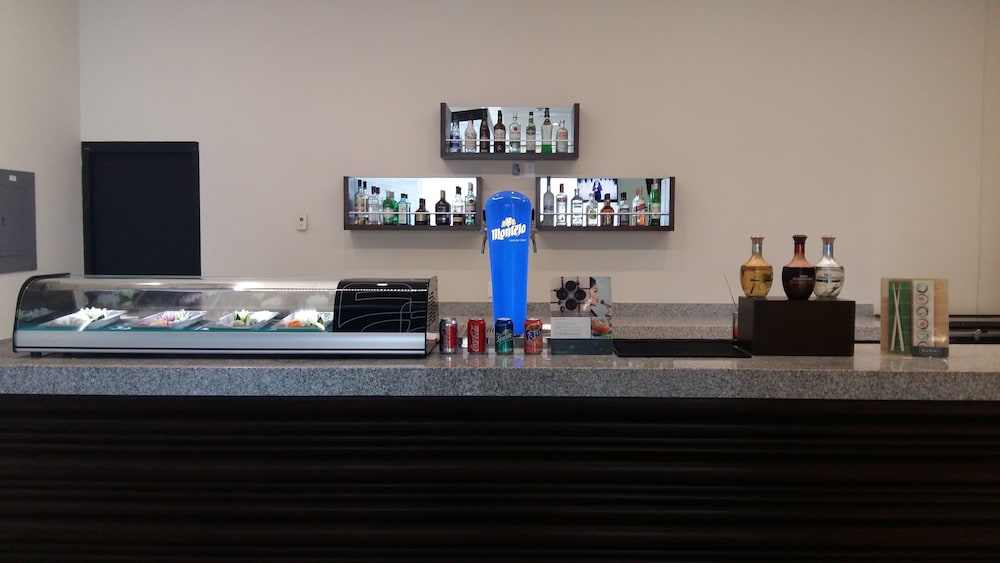 Krystal Urban Cancun 52/63