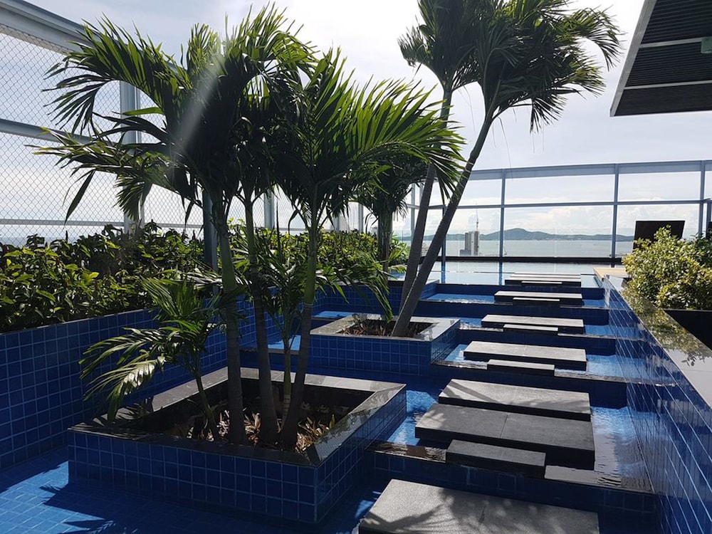 Treetops Pattaya Condominium 62/69