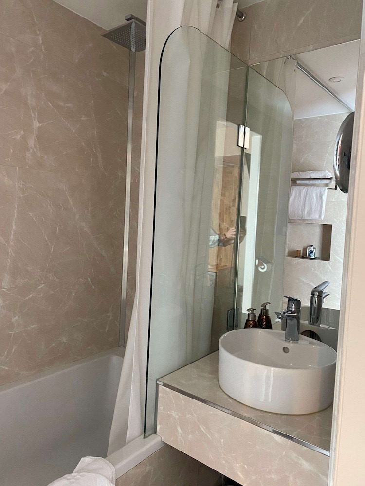 Hotel Louvre Sainte Anne 26/62