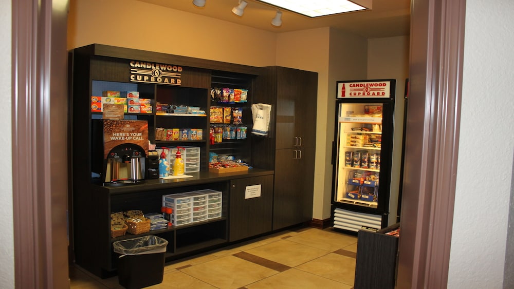 Candlewood Suites Tulsa 43/54