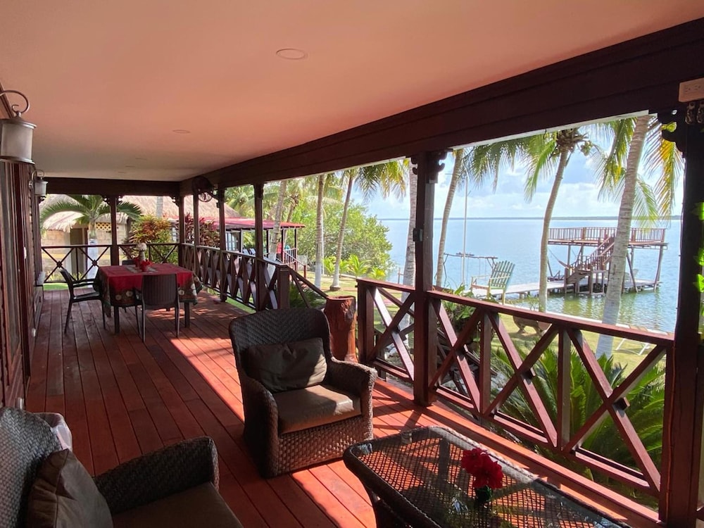 Coras Place Bacalar 43/64