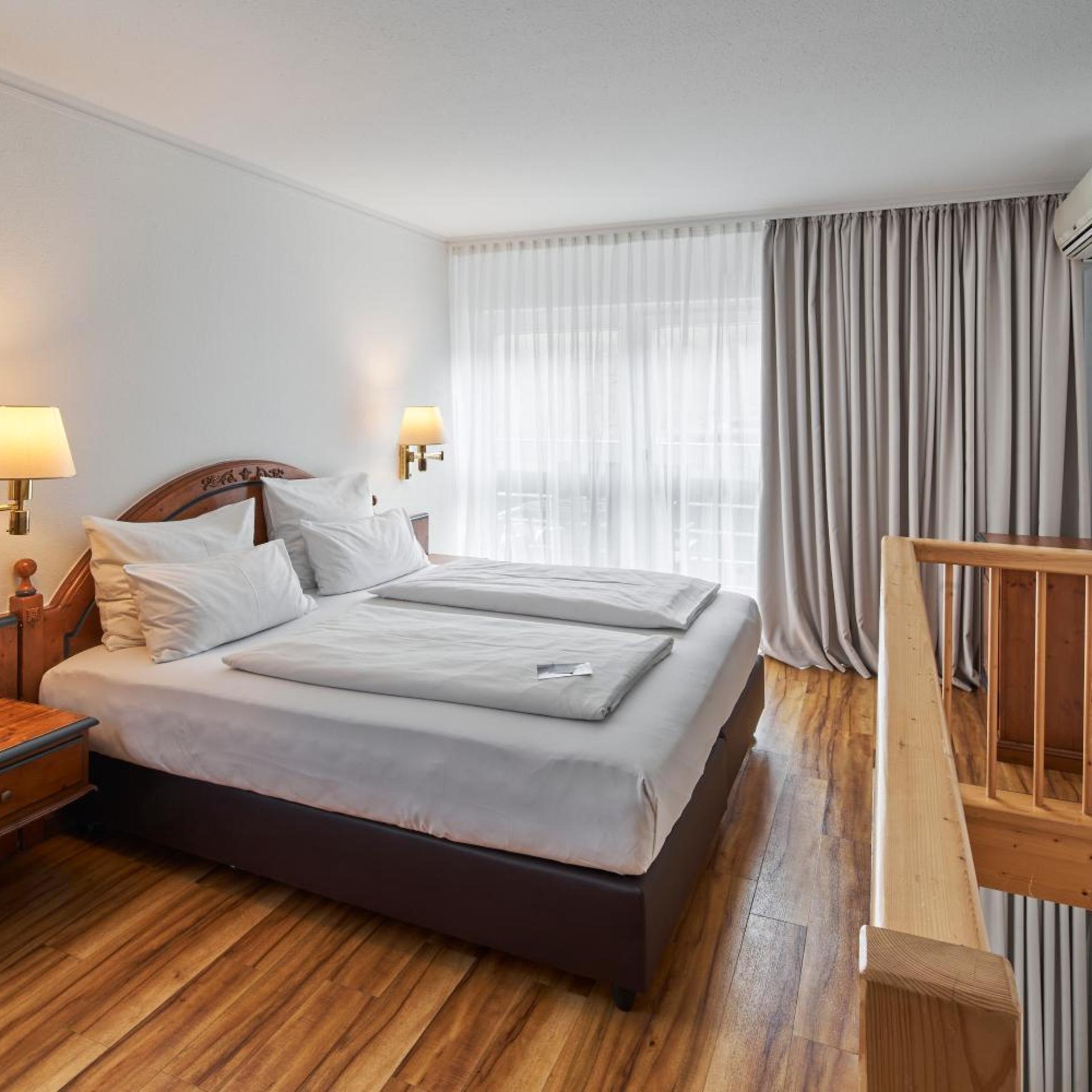 Maisonette, Suite