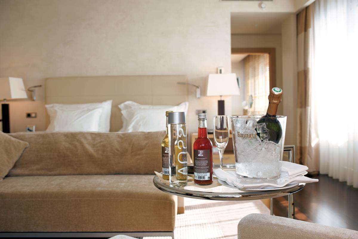 Monte-Carlo Bay Hotel & Resort 15/50