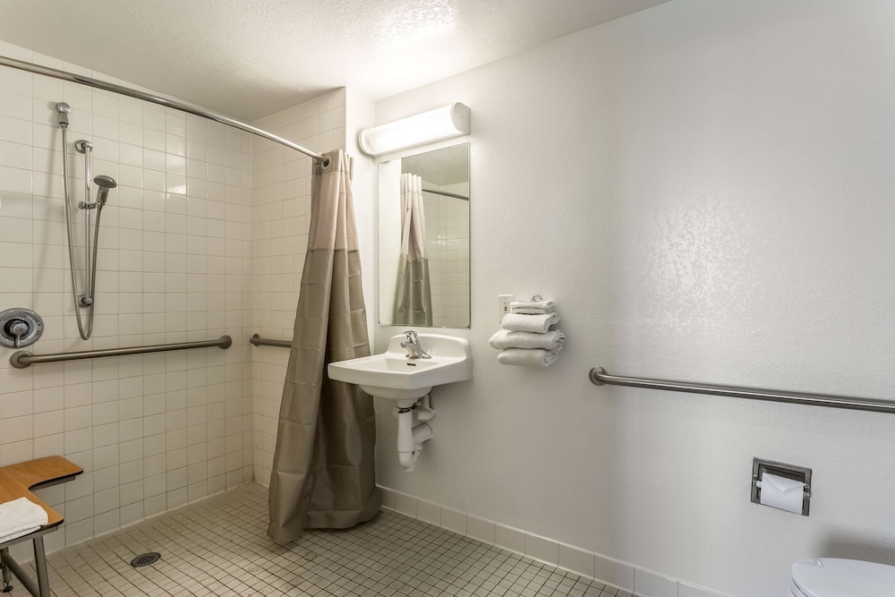 Motel6 Needles, CA 30/52