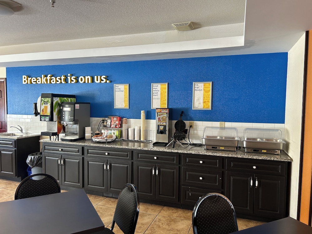 Days Inn by Wyndham Athabasca 34/40