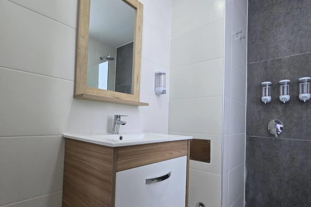 Ramada Residences by Wyndham Puerto Madryn CQ Gales 52/54