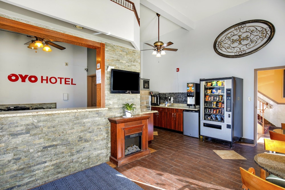 Oyo Hotel Downtown Castle Rock 8/37