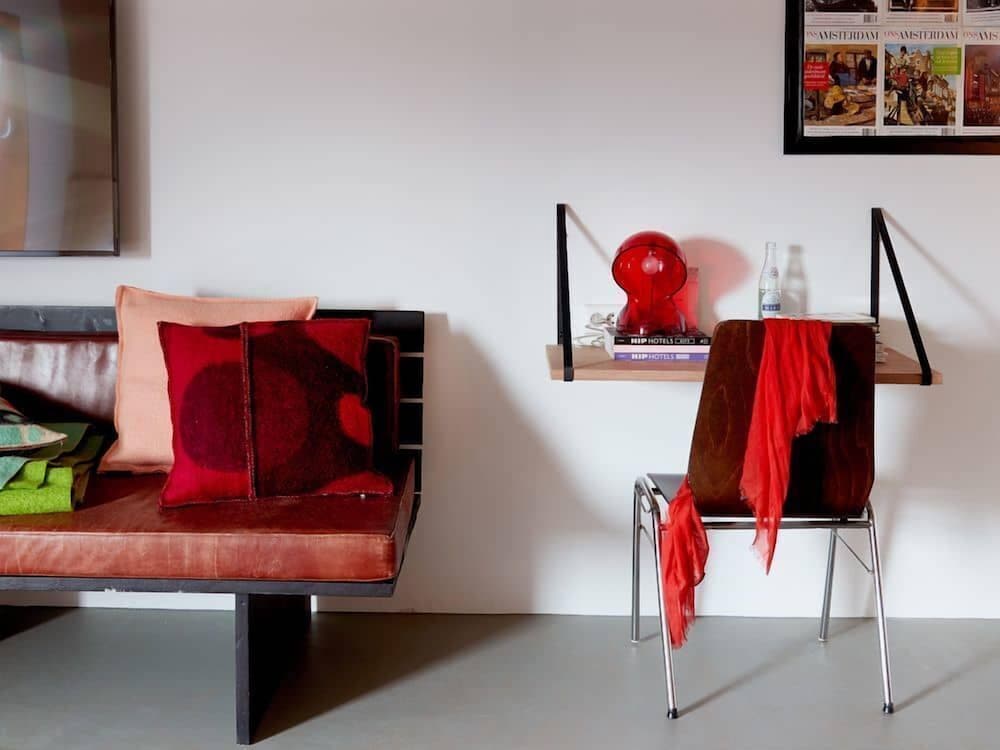 Q-Factory Hotel 40/43