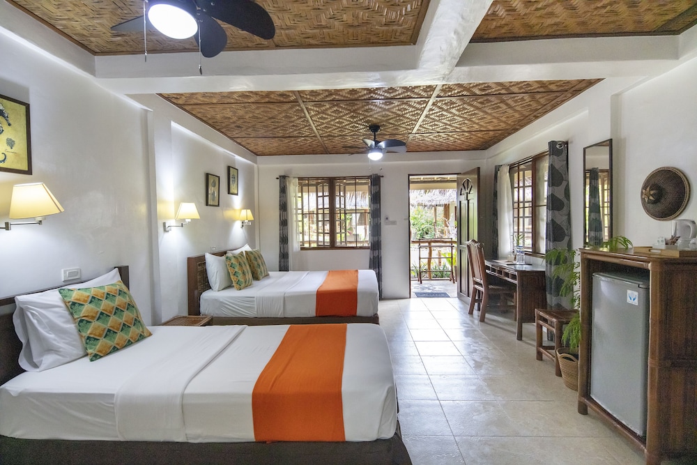 Oasis Resort 30/66