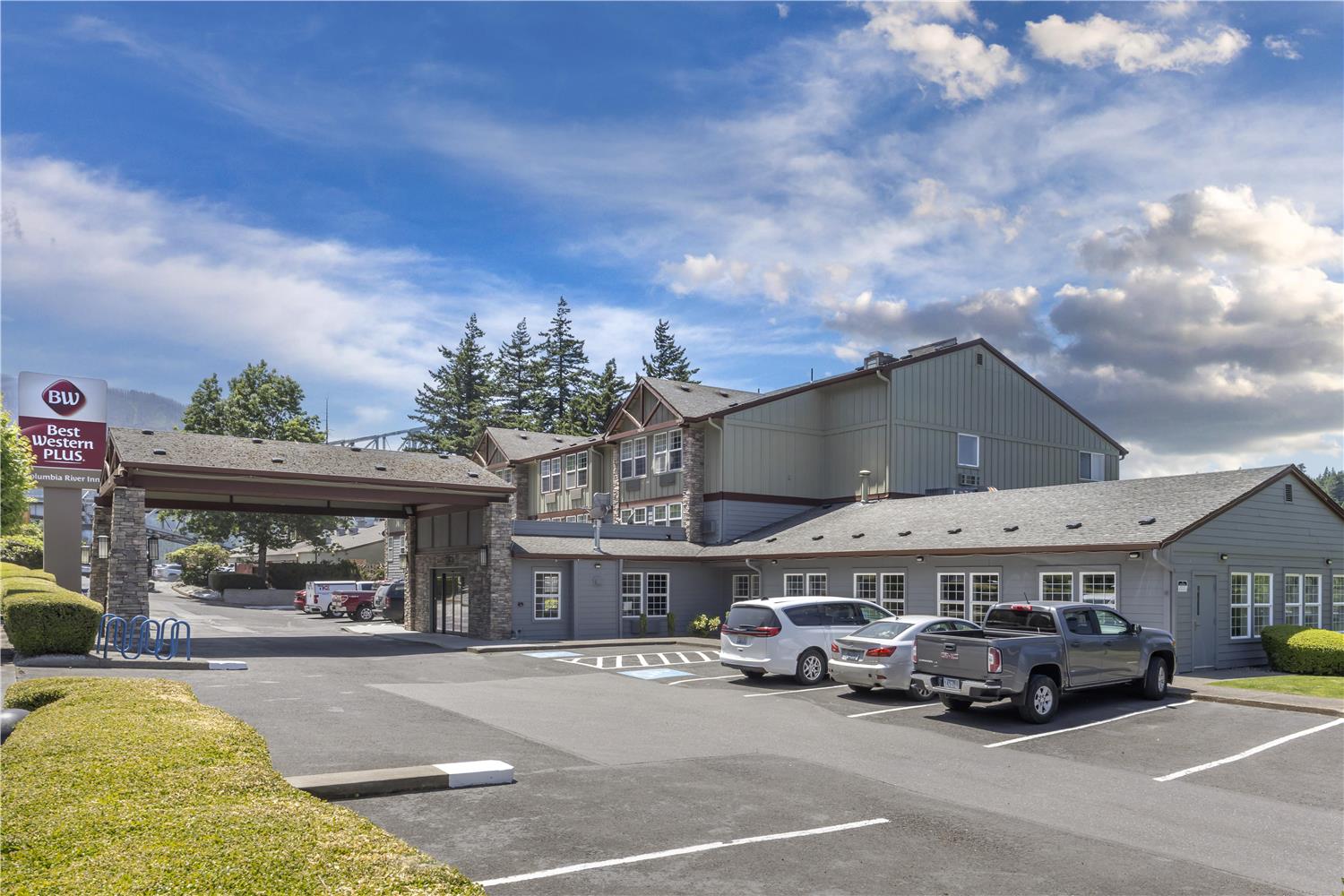 Best Western Plus Columbia River Inn 57/63