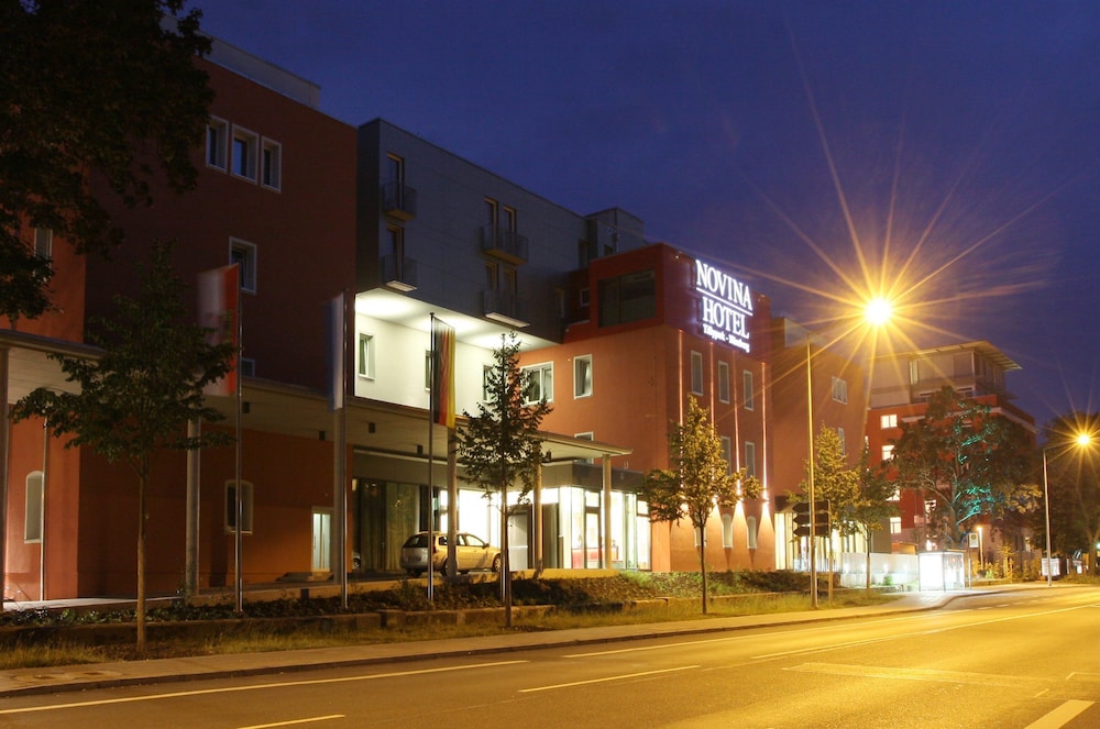 Novina Hotel Tillypark 69/71