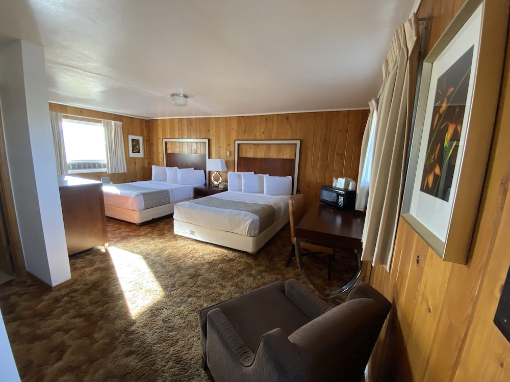 Oasis Botique Motel 7/23