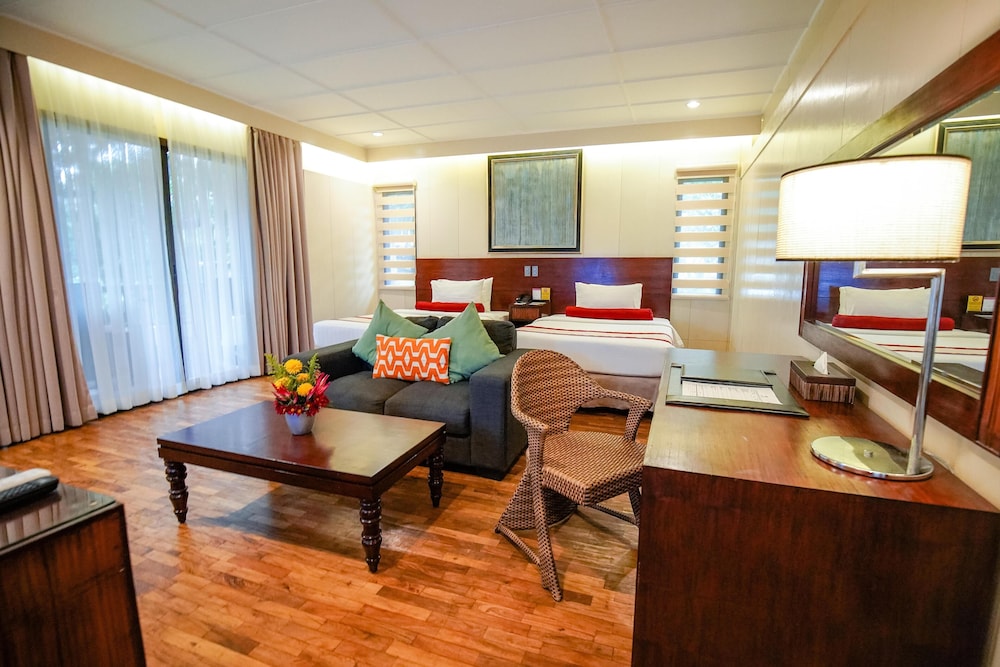 CEBU WHITE SANDS RESORT AND SPA 22/50